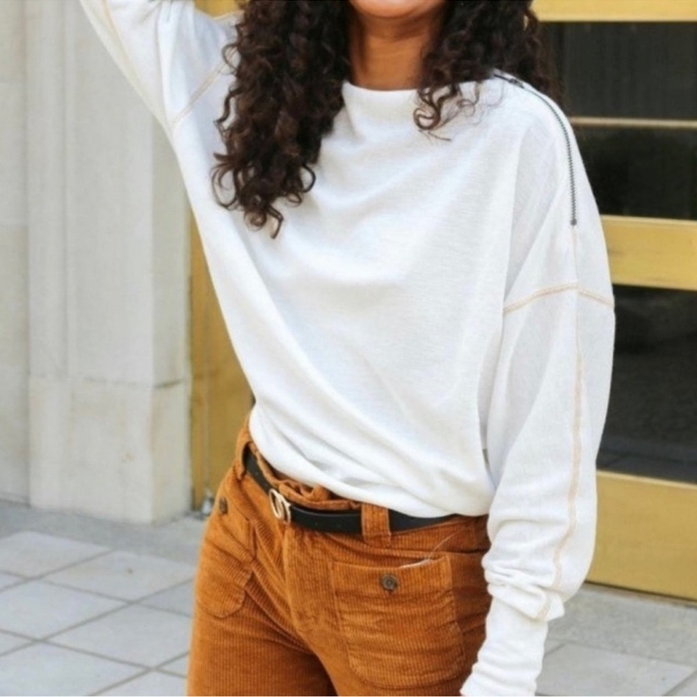 Free People White Long Sleeve Lightweight Top
